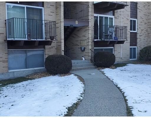 Foto principal - 121 Bailey St
