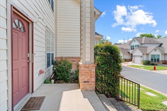 Foto del edificio - 12205 Abbey Glen Ln