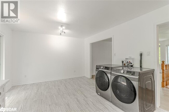 Photo du bâtiment - 32 54th St S