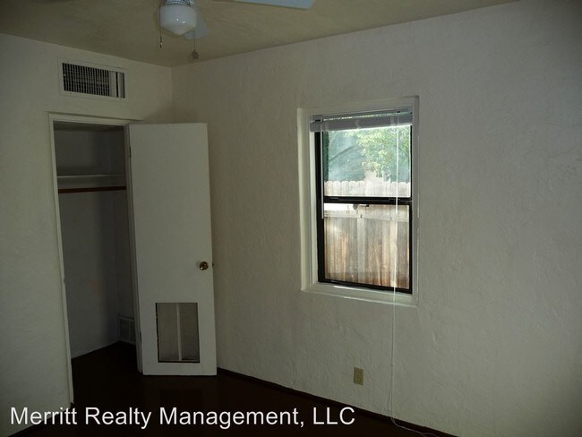 Building Photo - 1413 N Palo Verde Blvd