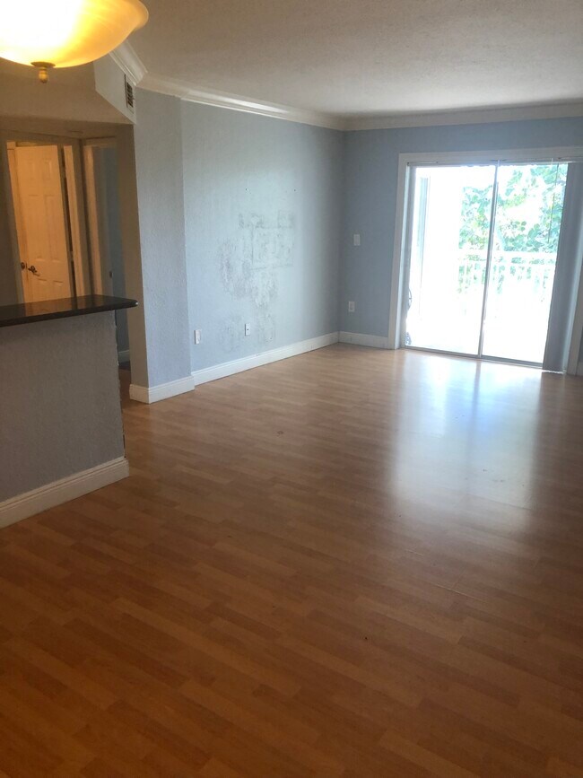 Foto del edificio - 8500 SW 212th St