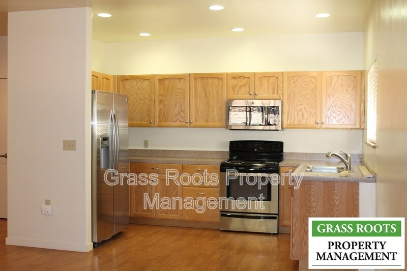 Foto del edificio - 13281 Bitney Springs Rd