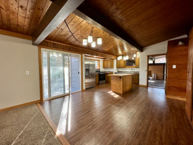 Building Photo - 2912 Lincoln Hill SW