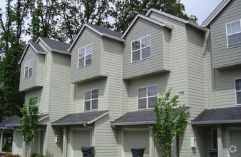 Building Photo - 2835 SW Western Blvd