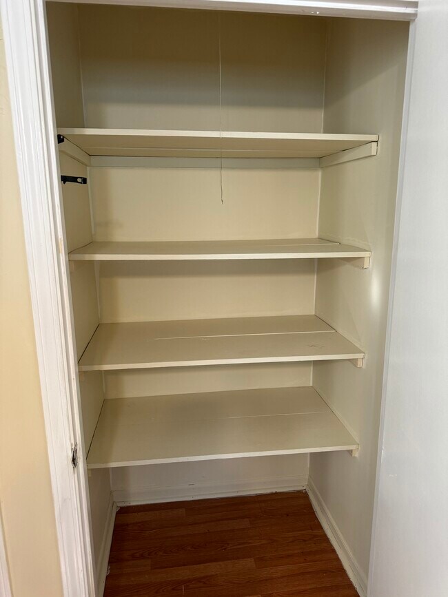 Foto del edificio - 116 Country Village Ct