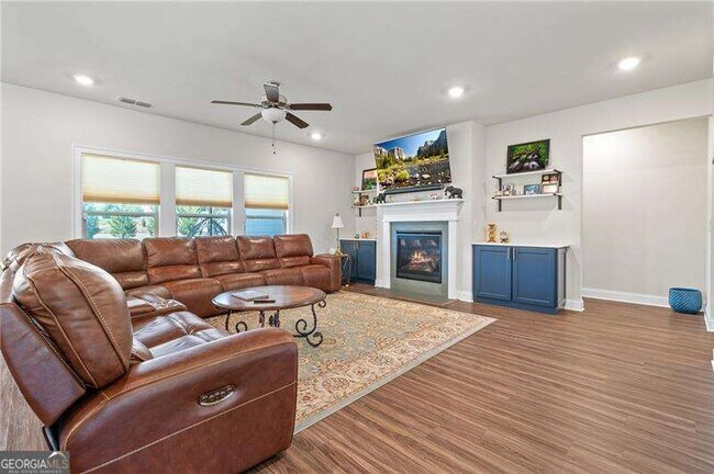 Building Photo - 6505 Trailway Trace