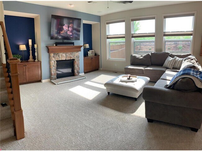 Building Photo - 8800 Aspen Cir
