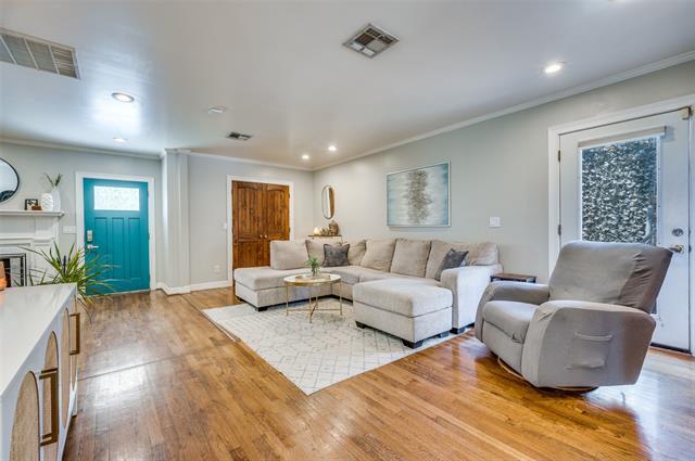 Building Photo - 1106 Tenison Memorial Dr