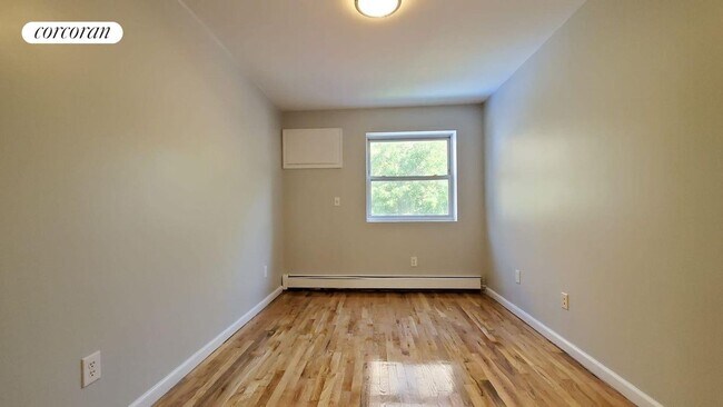 Foto del edificio - 793 Jennings St