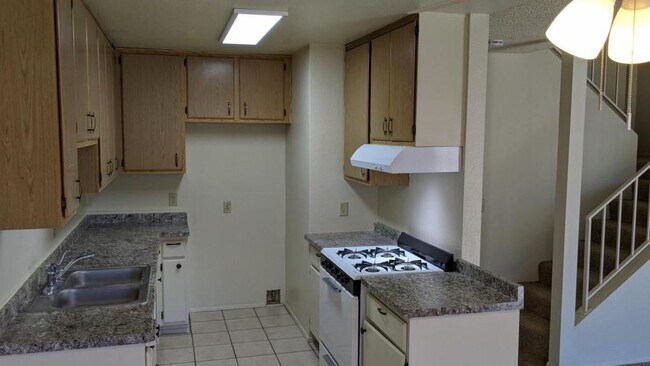 Foto del edificio - 9138 Winter Gardens Blvd