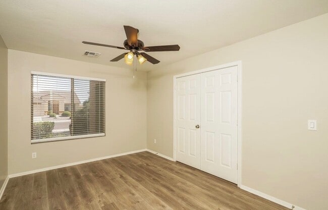 Building Photo - 15890 W Pima St