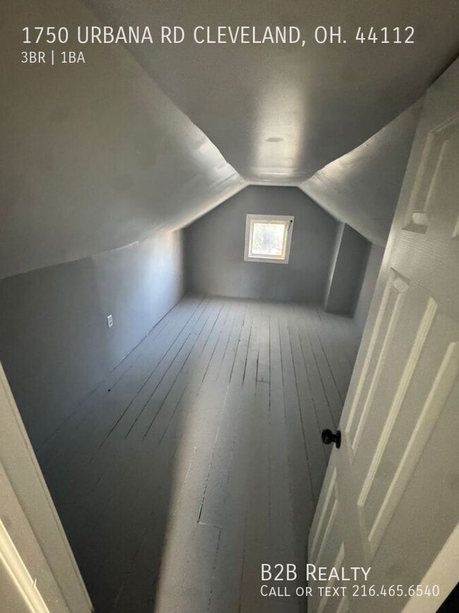 Foto del edificio - 1750 Urbana Rd
