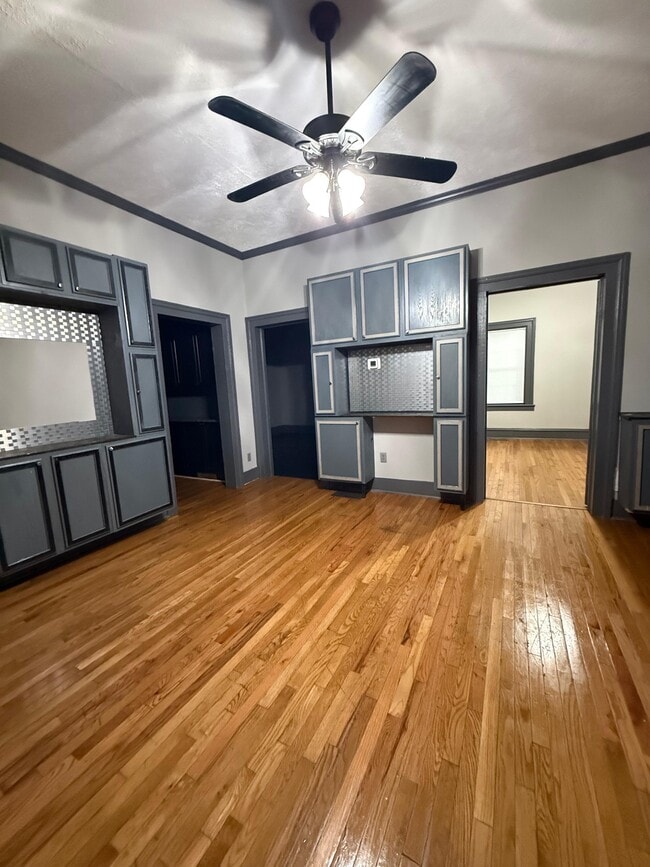 Building Photo - 12 Puritan St