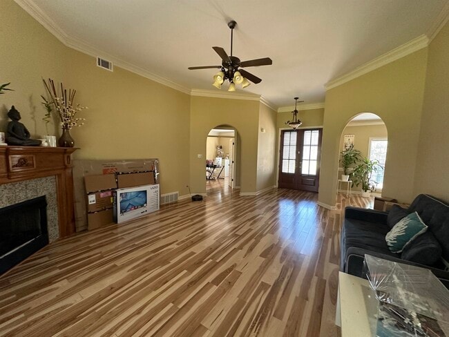 Building Photo - 9328 Owl Hill Dr