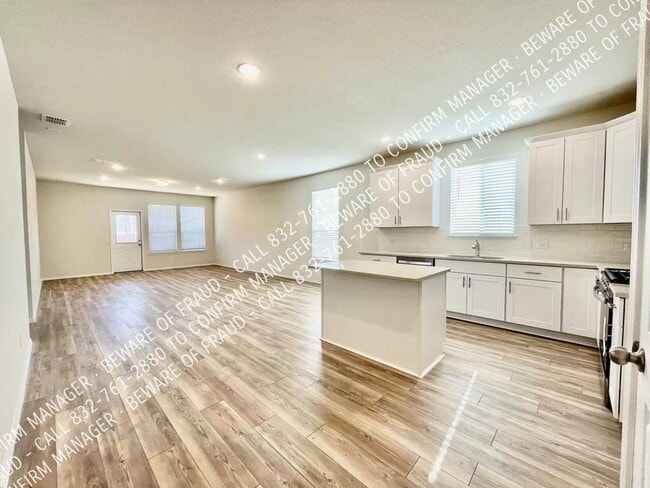 Photo - 8113 Branch Hollow Trail House