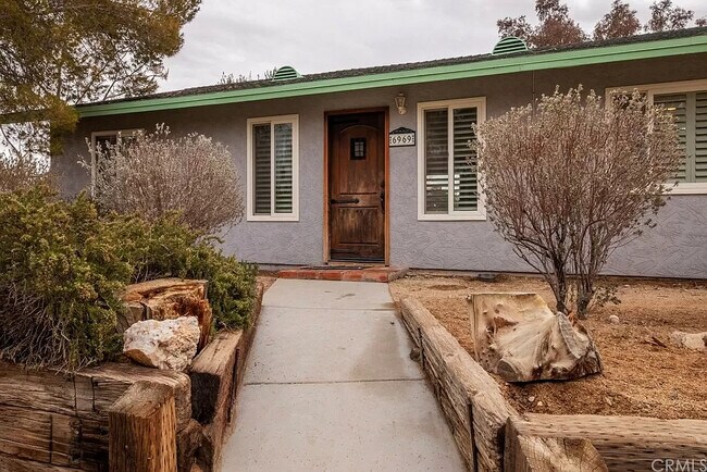 front - 6969 Mesquite Springs Rd