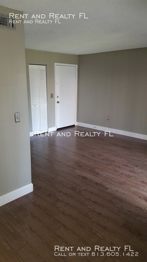 Building Photo - **Cozy One Bedroom in Tampa**