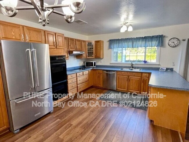 Foto del edificio - 211 Ridgeview Dr