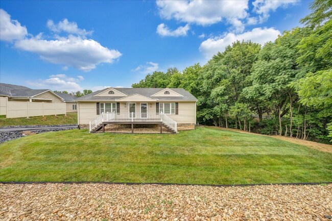 Foto del edificio - 185 Catawba Rd