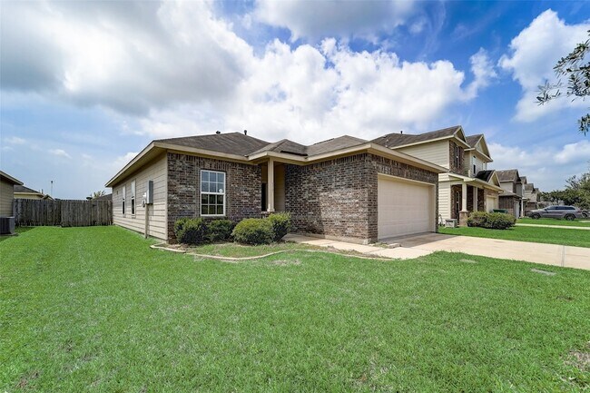 Building Photo - 315 Apache Field Ln
