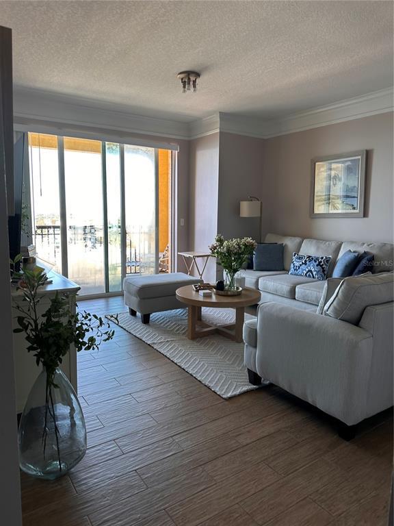 Foto del edificio - 345 Bayshore Blvd