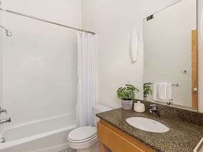 Building Photo - 1510 SE 34th Ave