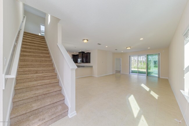 Building Photo - 198 CONCAVE Ln