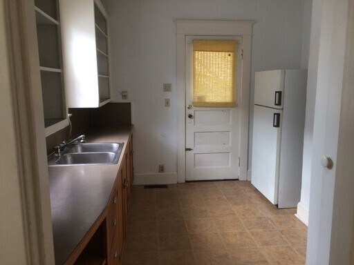 Foto del edificio - 2329 NE Rodney Ave