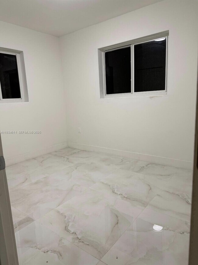 Foto del edificio - 11865 SW 186th St