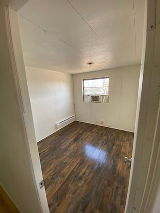 Foto del edificio - 2 Bed 1 Bath Mobile Home