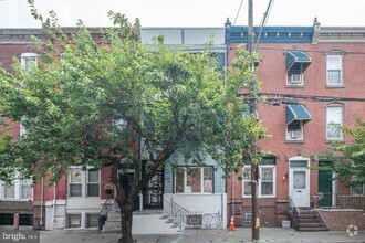 Building Photo - 1606 Wharton St