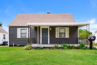 Building Photo - 3307 Eisenhower Rd