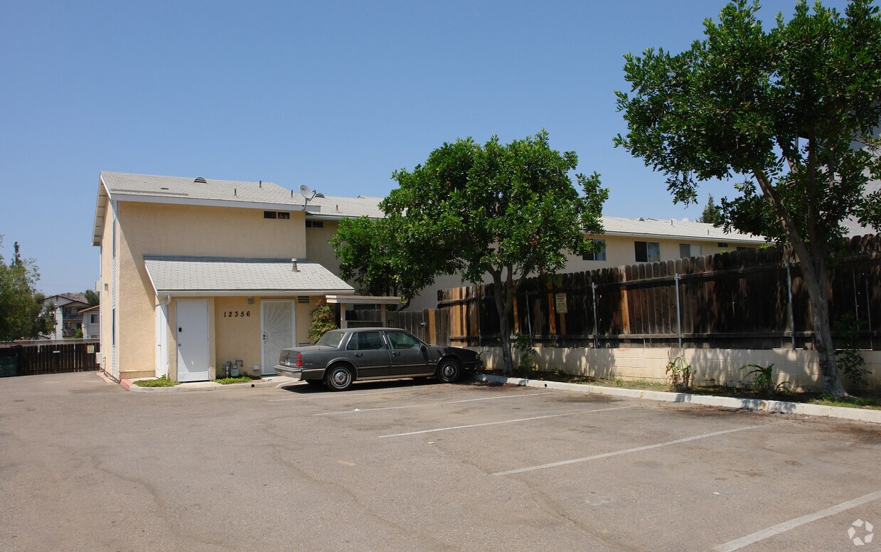 Foto del edificio - 12356 Parkside St