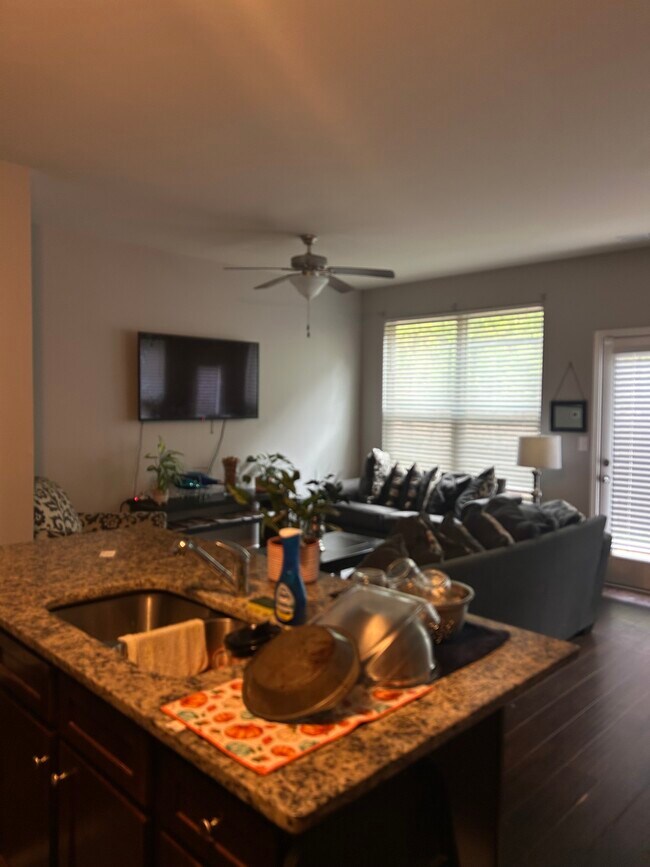 cocina - 5914 Cassie Dr