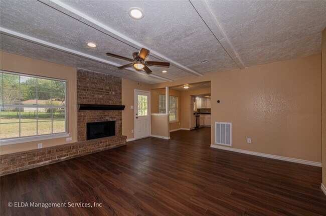 Building Photo - 12834 Timothy Dr