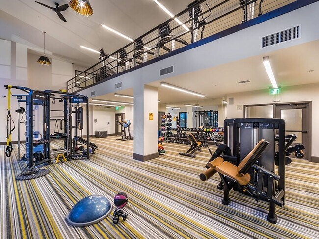 Foto del edificio - 808 West Apartments