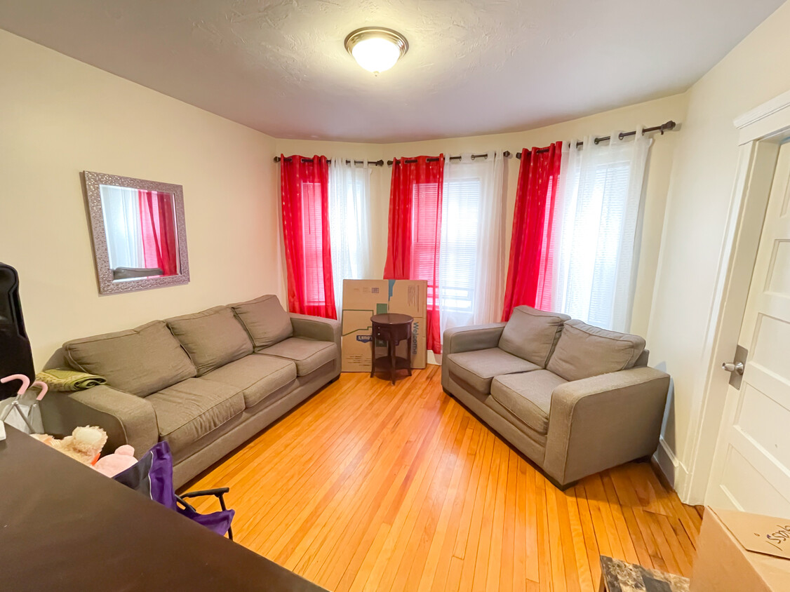 Foto principal - 89 Claybourne St