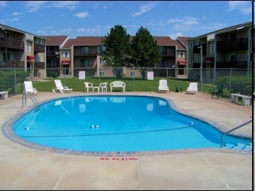 Piscina - Northside Square Apartments