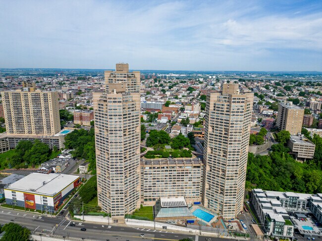 Building Photo - 7004 JFK Blvd E