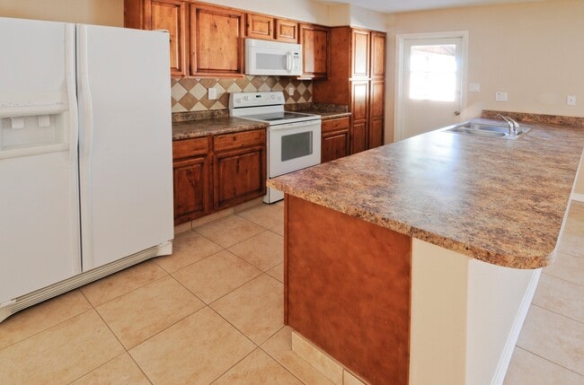 Photo - 2417 S Newberry Rd (Tempe, AZ) House