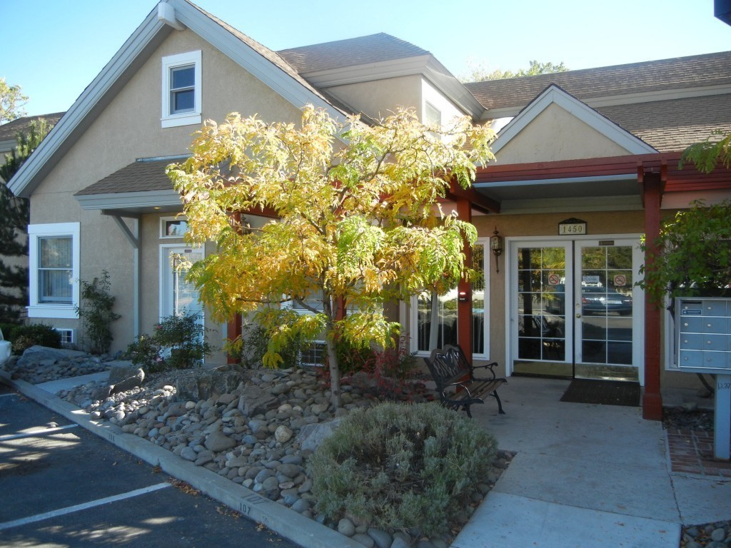 Building Photo - Mountain View Apartments