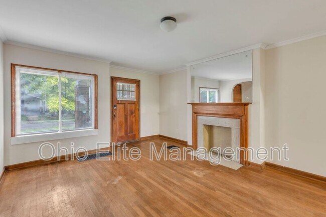 Foto del edificio - 49 S Burgess Ave