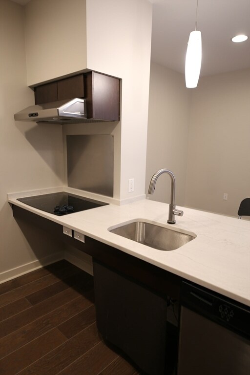 Foto del edificio - 1245 Adams St