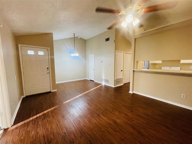 Foto del edificio - 1424 Brook Meadow Cir