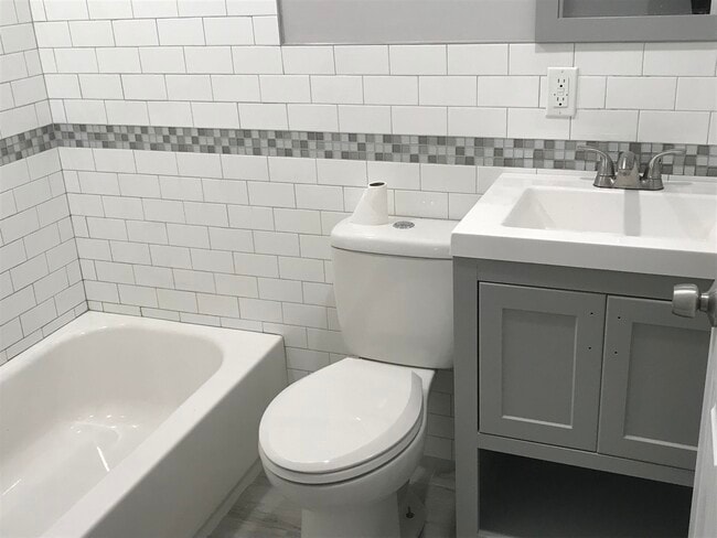 Foto del edificio - 1401 27th St