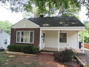 Building Photo - 256 N Patterson St
