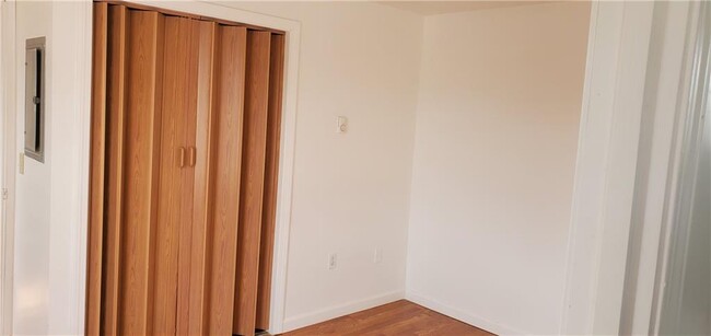 Foto del edificio - 39 Greenville Ave