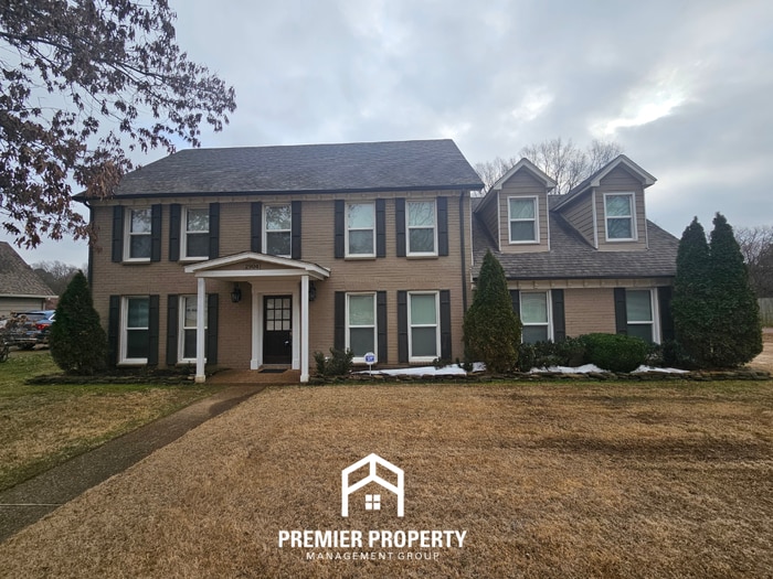 Spacious 4BR Germantown Home w/ Fireplace & Fenced Yard - Spacious 4BR Germantown Home w/ Fireplace & Fenced Yard