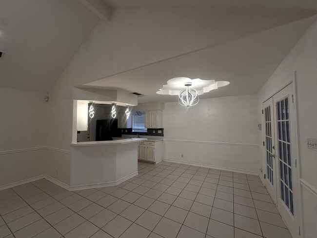 Foto del edificio - 1014 Sapphire St