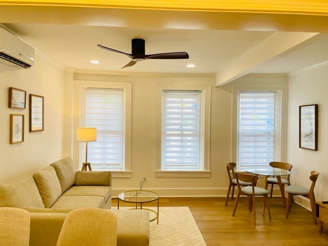 Photo - 313 C St SE Apartments